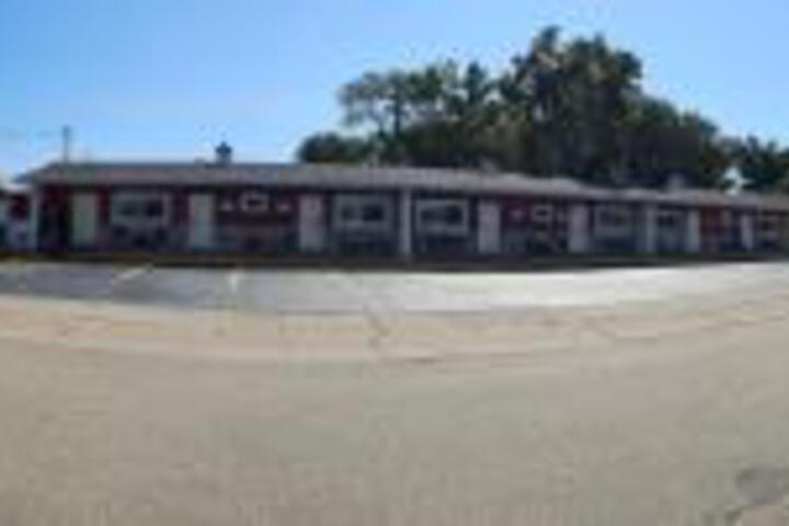 Hotel 42 of 65