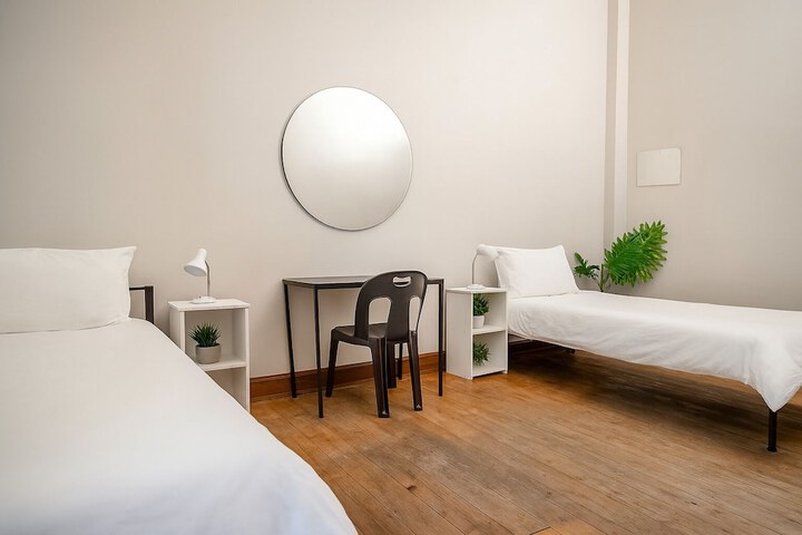 Room 11 of 23