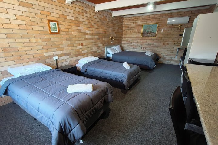 Room 13 of 43