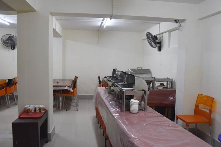 Dining 130 of 169