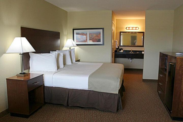 Southern Inn & Suites Lamesa in Lamesa, TX