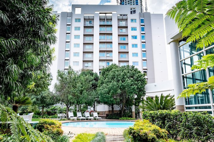 Hotel Exterior 42 of 46