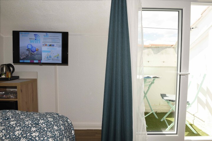 Room 18 of 113