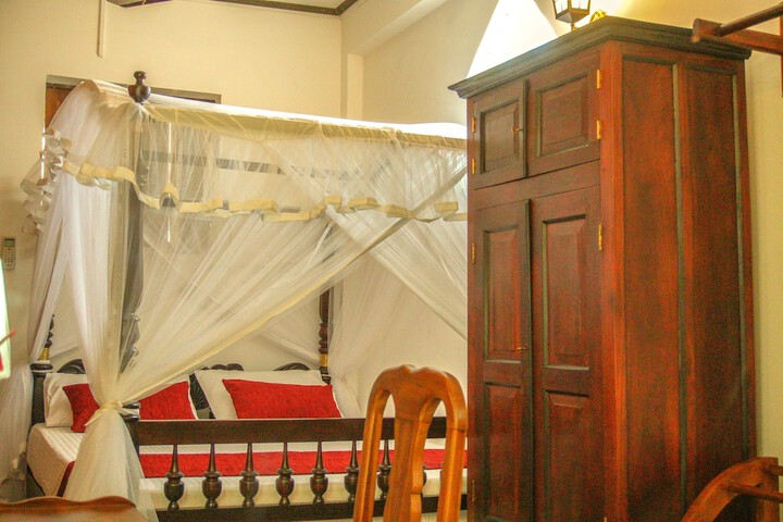 Room 15 of 95
