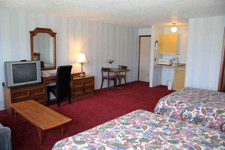 Room 10 of 19