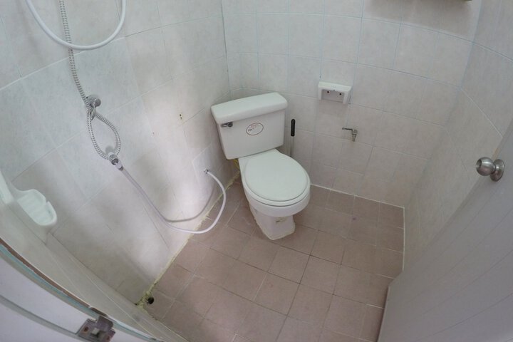 Room 9 of 21
