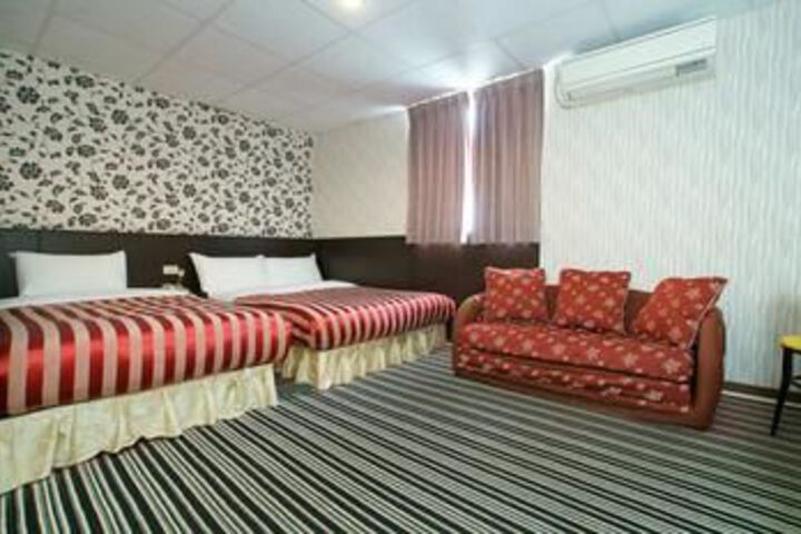 Room 43 of 63