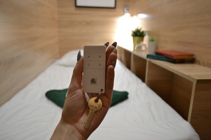 Room 16 of 33