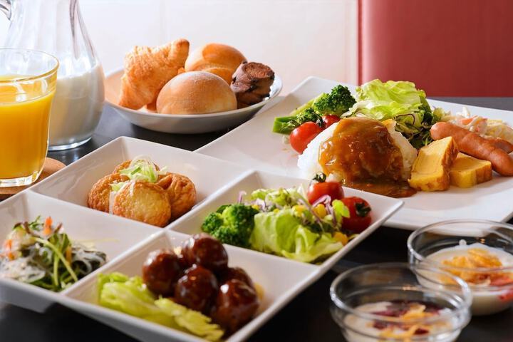 Dining Photos
