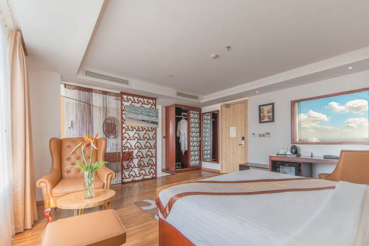Room 44 of 121