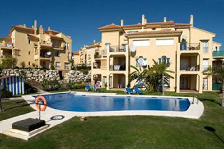 Pool 16 of 16