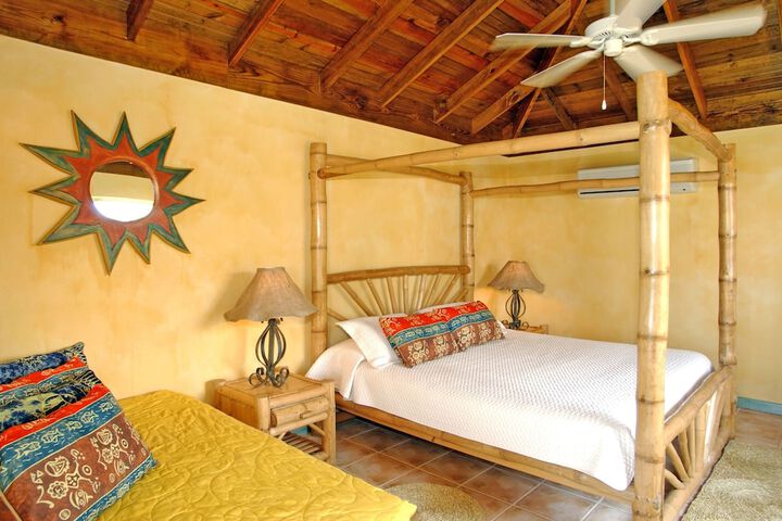 Room 2 of 34