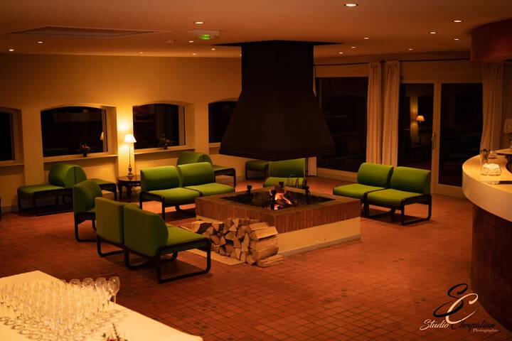 Hotel Interior 141 of 154