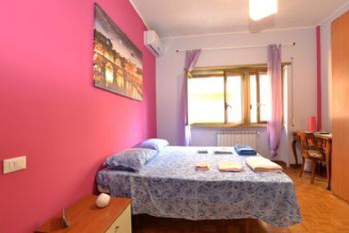 Room 6 of 19