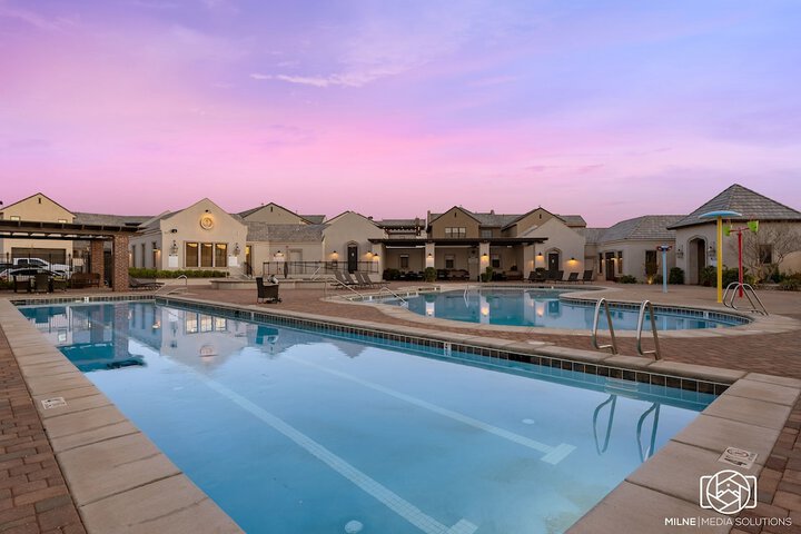 Pool 16 of 47