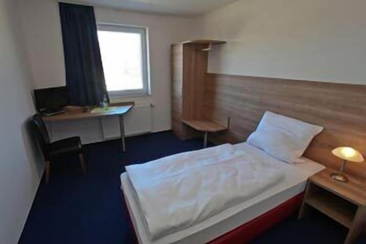 Room 3 of 23