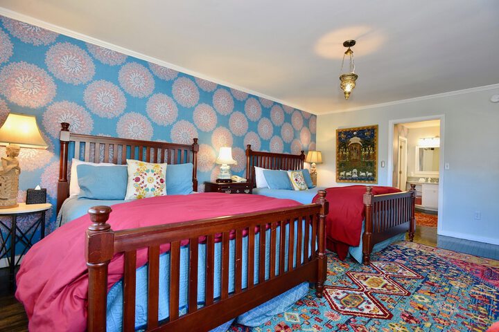 Room 6 of 288