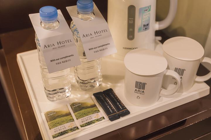 Room 4 of 64