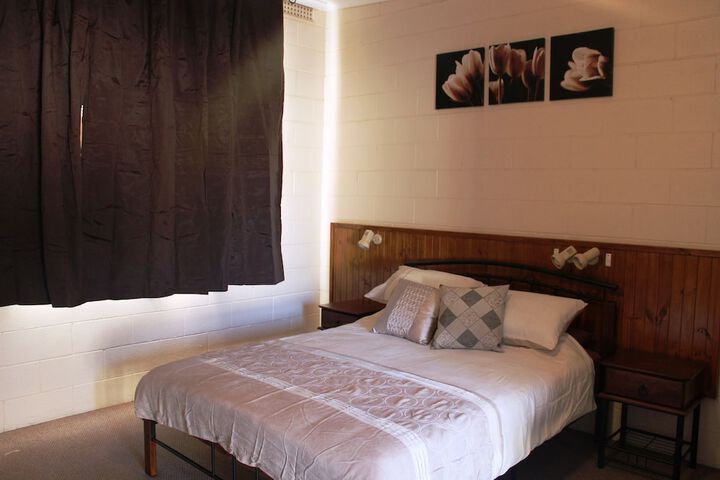Room 6 of 20
