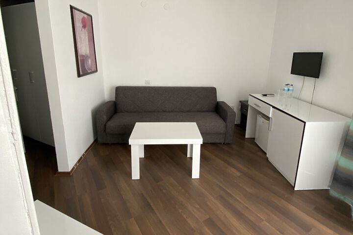 Room 30 of 78