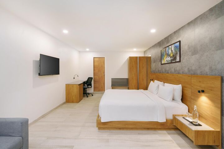 Room 25 of 68