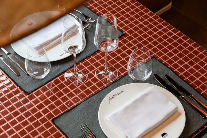 Dining 44 of 53