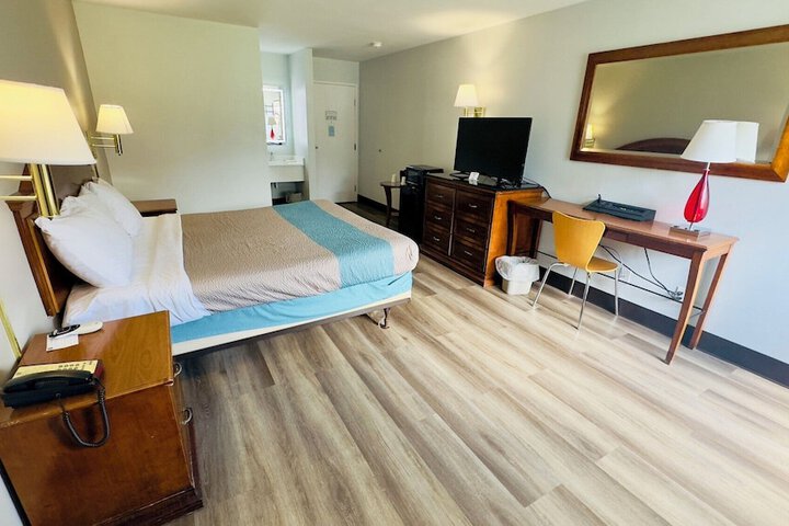 Room 48 of 112