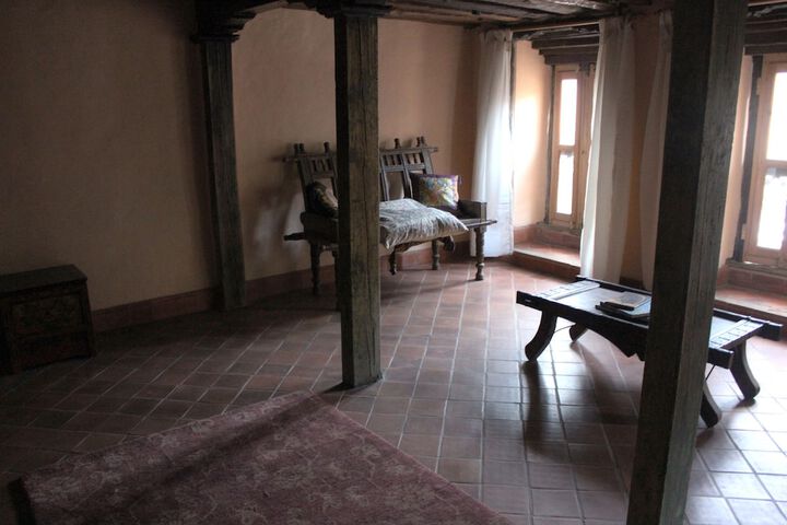 Room 5 of 14