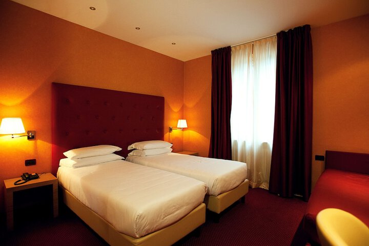 Room 29 of 68