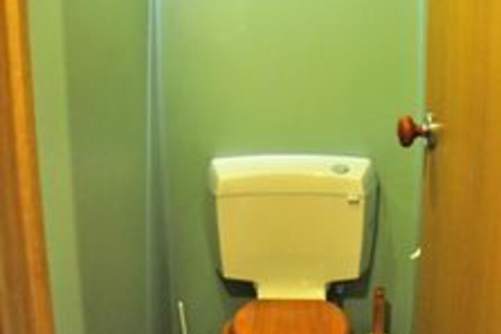 Room 2 of 11