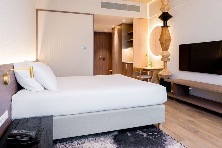 Room 14 of 61