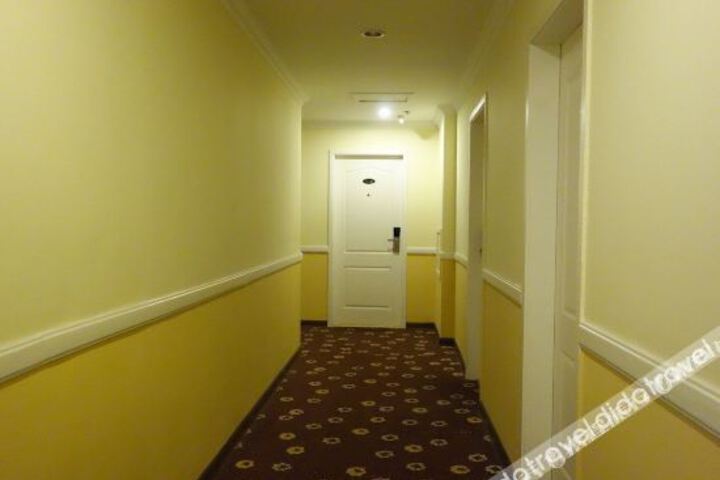 Hotel Interior 8 of 19