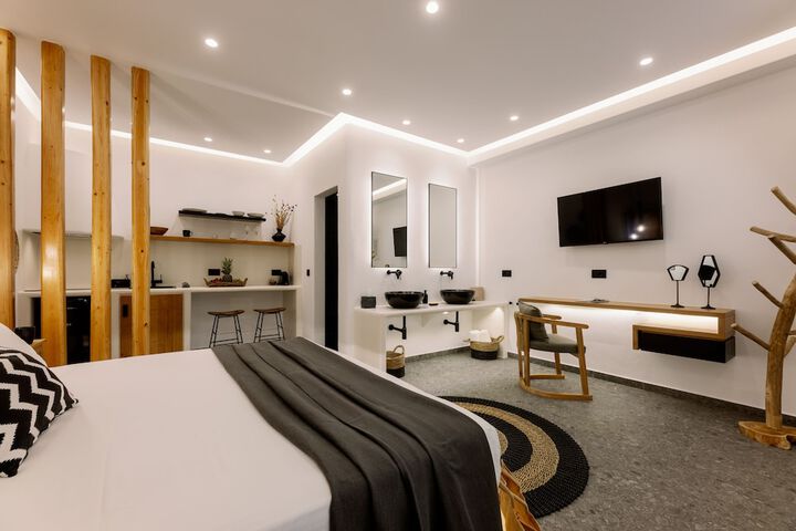 Room 25 of 62