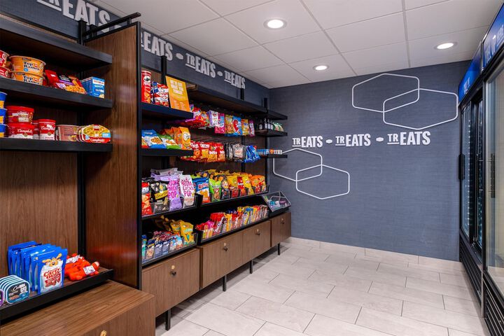 Snack bar