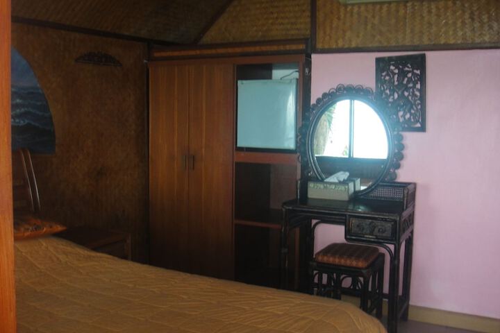 Room 6 of 29