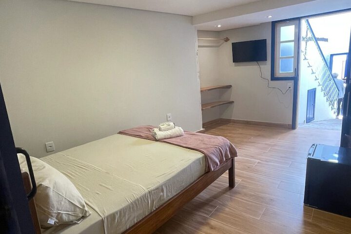 Room 6 of 31