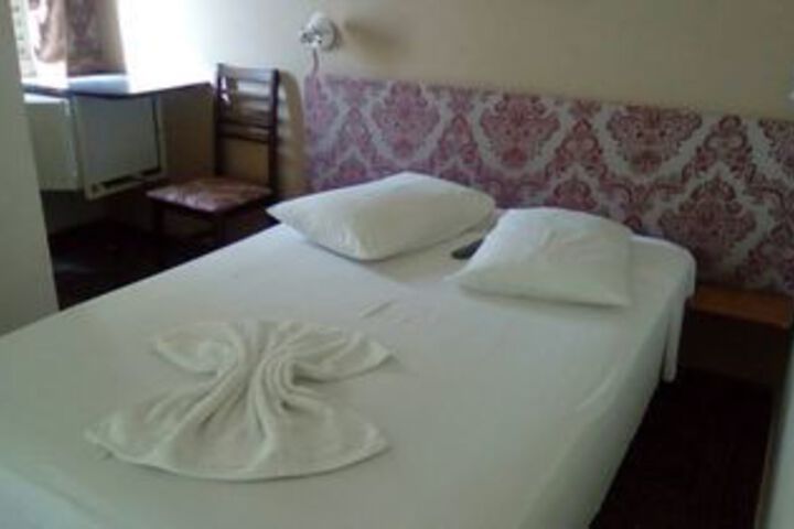 Room 25 of 34