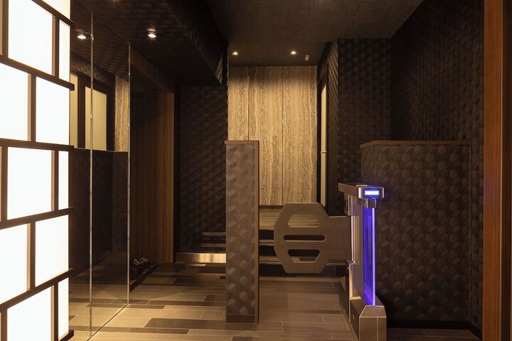 Room 14 of 47