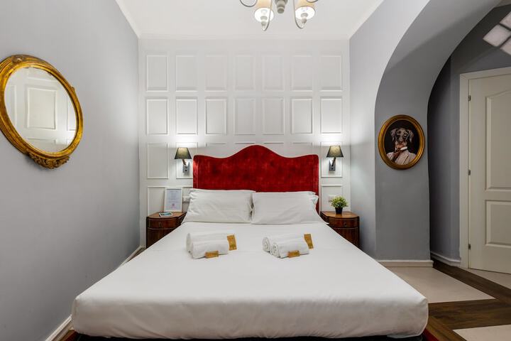 Room 19 of 41