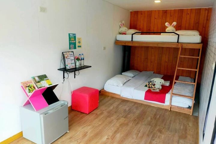 Room 19 of 46