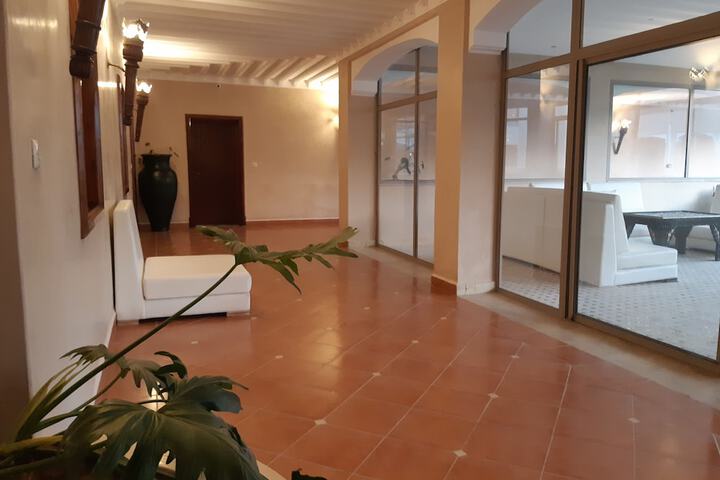 Ballroom/Hall 39 of 49