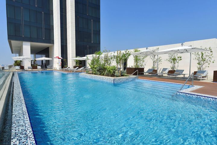 Pool 36 of 60