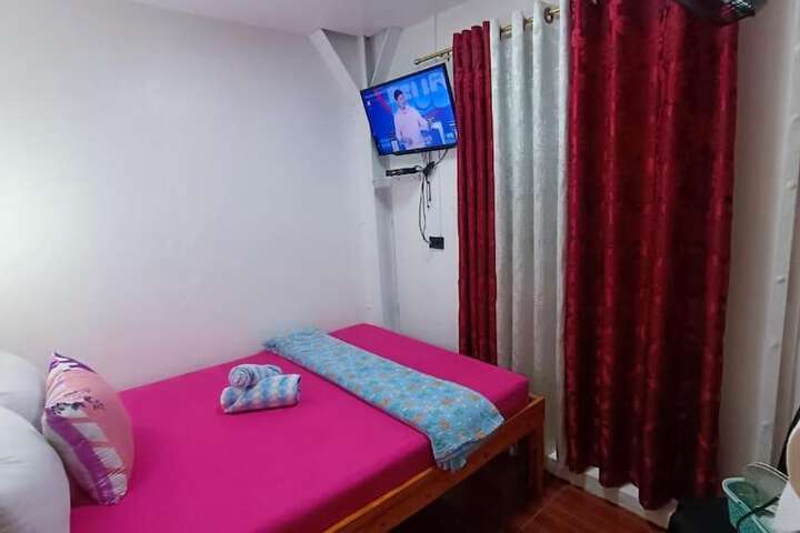 Room 7 of 35