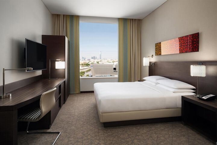 Room 7 of 38