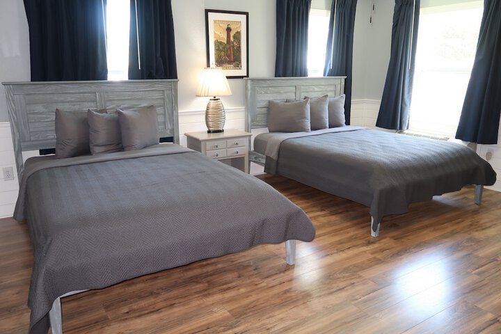 Room 26 of 65