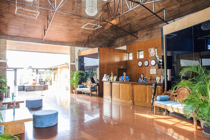 Lobby Entry
