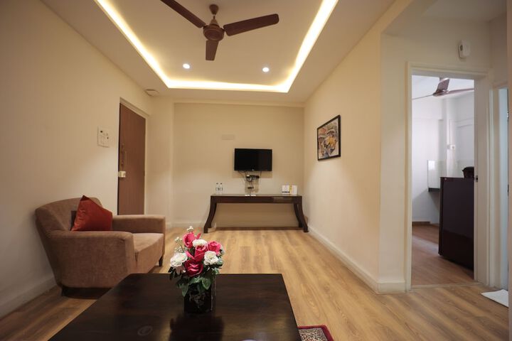 Room 18 of 34