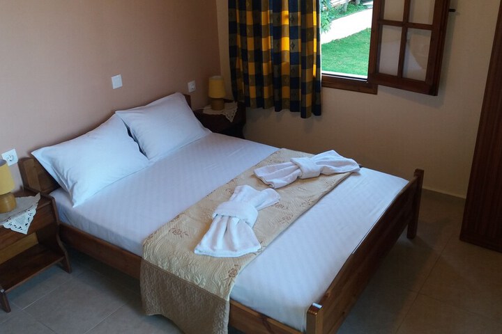 Room 6 of 57