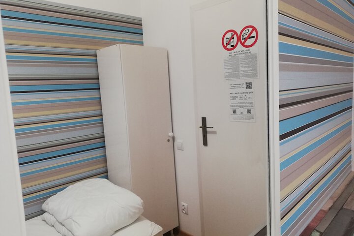 Room 19 of 159