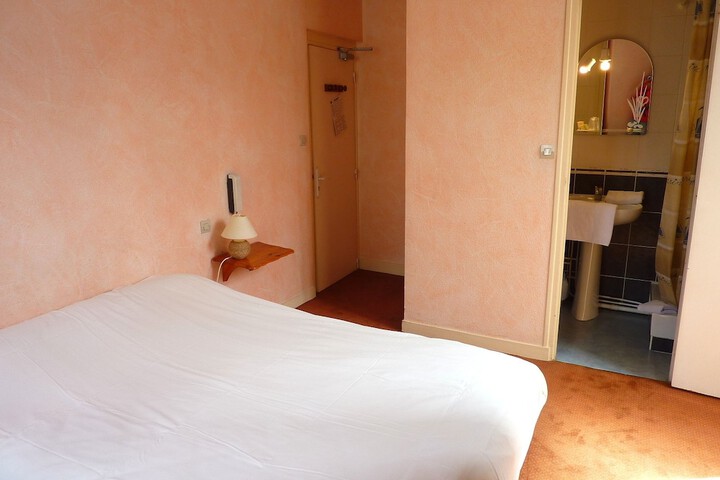 Room 3 of 5